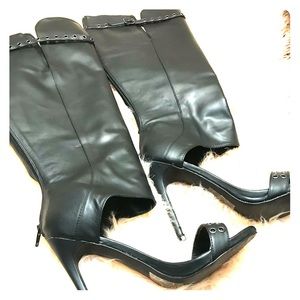 Black Heeled Boots